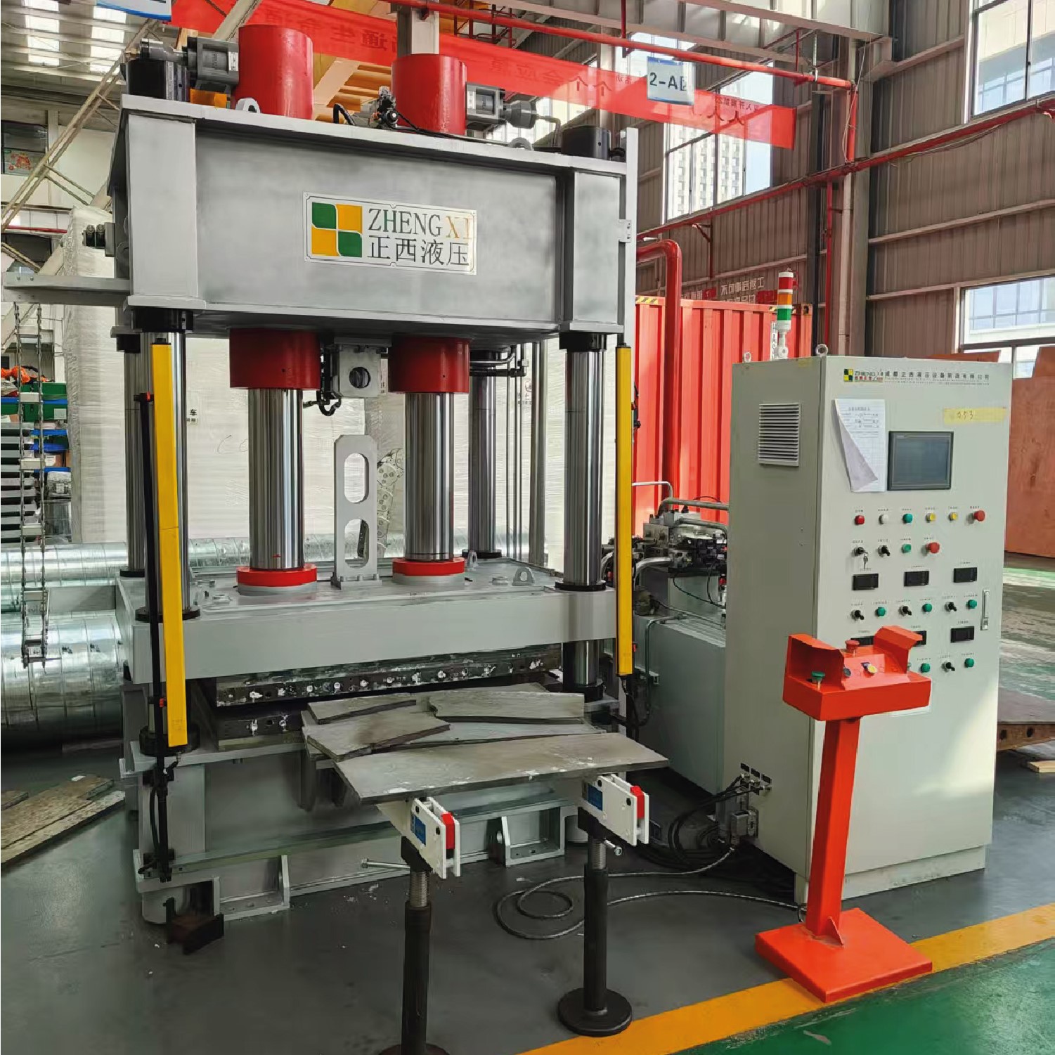 Пресс многослойный с нагревом Гидравлический пресс многослойный с нагревом